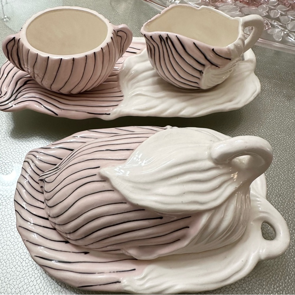 Vintage Pale Pink Black Eggplant Butter Dish Set